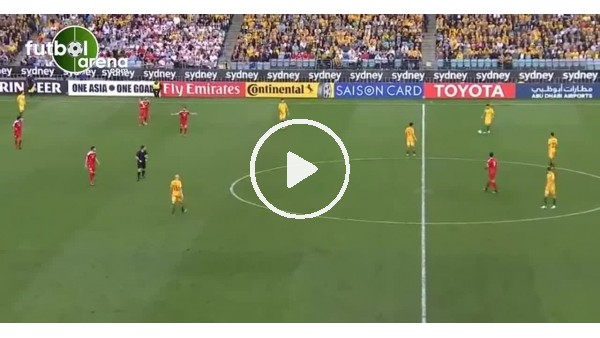 Suriye'nin şanssızlığı! Hakeme çarpan top döndü, gol oldu