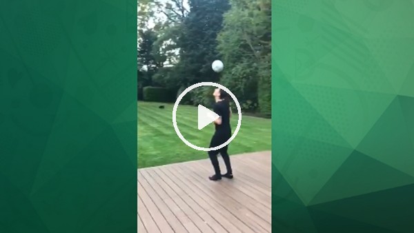 Mesut Özil'den futbol şov!