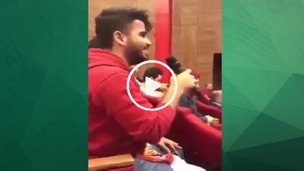 Galatasaraylı öğrenciden Dursun Özbek'e totem sorusu ve güldren yanıt