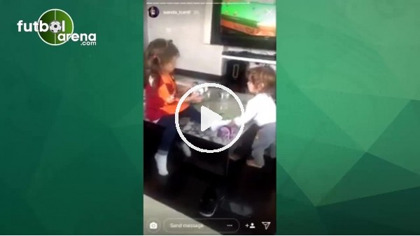 Mauro Icardi'nin kızı Galatasaray formasıyla