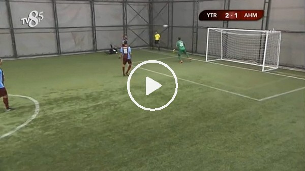 Ahmet Dursun'un muhteşem rövaşatası direkten döndü