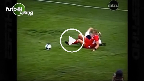 Kadın futbolcudan rakibine acımasız faul