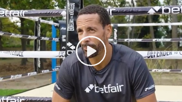 Rio Ferdinand durmak bilmiyor!