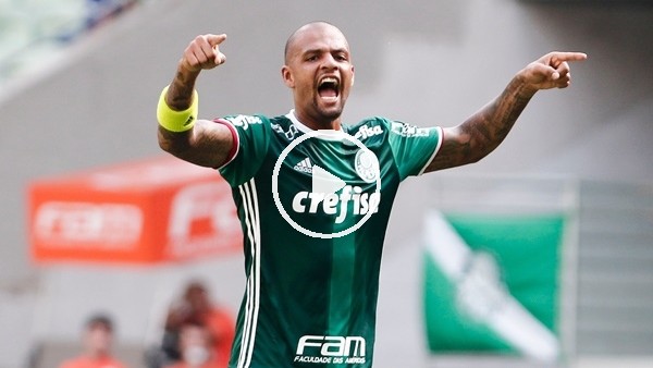 Felipe Melo rakibine yumruk atmaya kalktı!