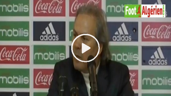 Cezayir Milli Takım hocasının basın toplantısında olay