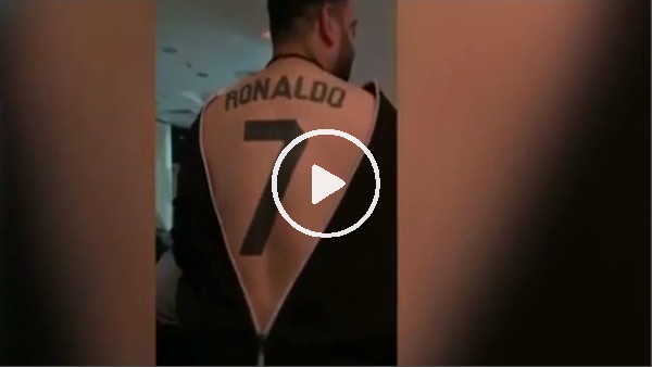 Ronaldo aşkını vücuduna kazıdı!