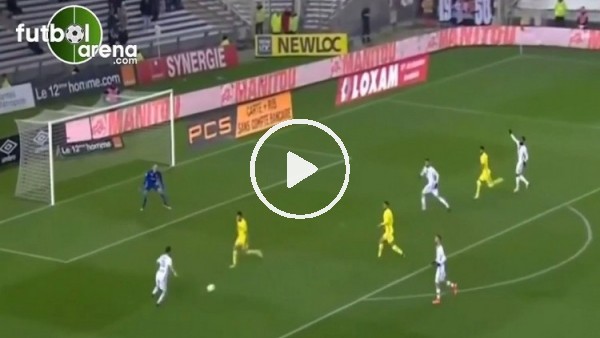 Mathieu Valbuena'dan rakibin aklını alan hareket