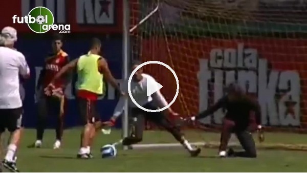 Hasan Şaş'ın antrenmanda Feldkamp'ı kızdırdığı anlar