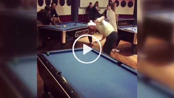 Andrew Henderson bunu da yaptı!