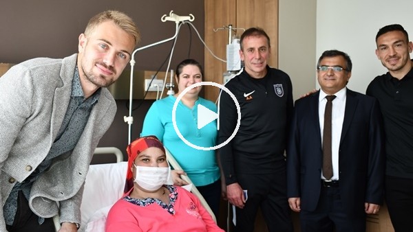 Abdullah Avcı'dan lösemili çocuklara ziyaret