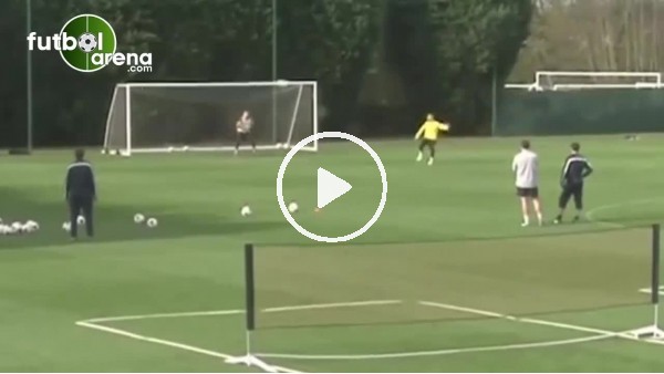 Alvaro Negredo'dan antrenmanda muhteşem röveşata 