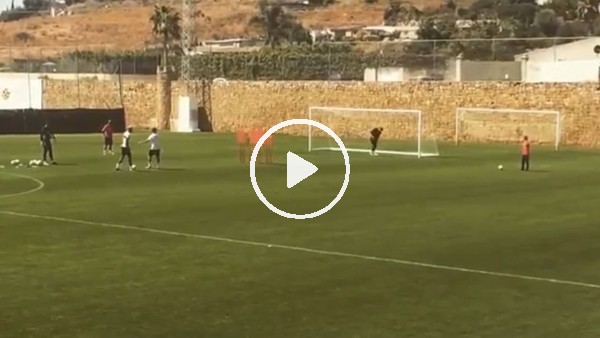 Orkan Çınar'dan muhteşem frikik golü!