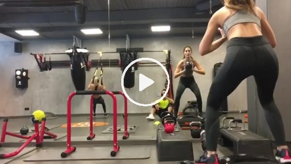 İşte güzel modelin kusursuz fiziğinin sırrı!