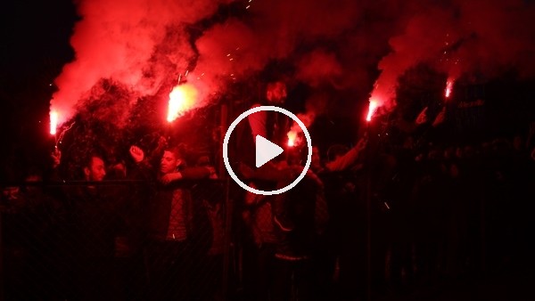 Taraftarlardan Samsunspor'a meşaleli destek