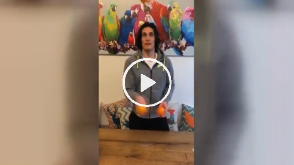 Edinson Cavani'den akrobasi gösterisi!