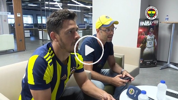 Giuliano'nun FIFA oynadığı keyifli dakikalar!