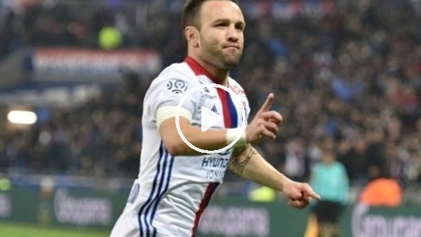 Valbuena'dan klasına yakışır gol