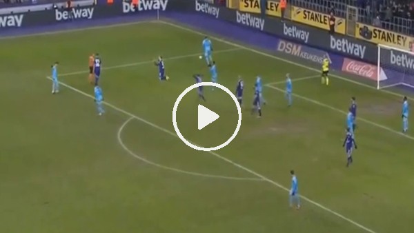 Anderlecht'li Teodorczyk kapıyı kafa atarak açtı!