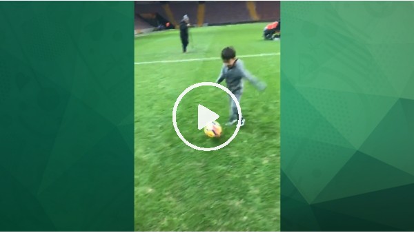 Yasin Öztekin'in oğlu babasının izinden gidiyor!