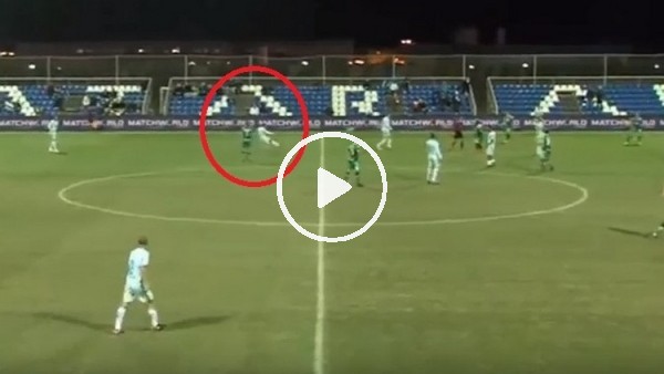 Fenerbahçe'ye yazılan Domenico Criscito orta sahadan nefis attı