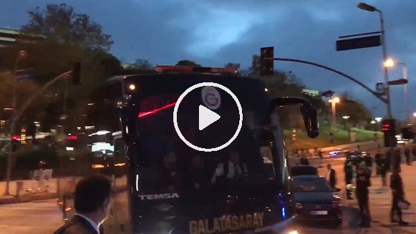 Galatasaray kafilesi stada giriş yaptı
