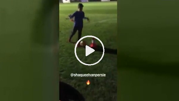 Robin van Persienin oğlu sıkı çalışıyor!