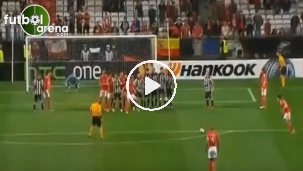 Nico Gaitan'dan muhteşem frikik golü