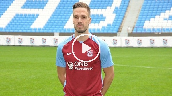 Trabzonspor'un yeni transferi Novak imzayı attı