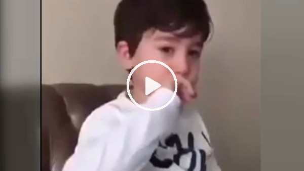 Minik Beşiktaşlı taraftarın Cenk Tosun sevgisi