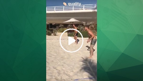  Van Persie ayak voleybolunda iddialı