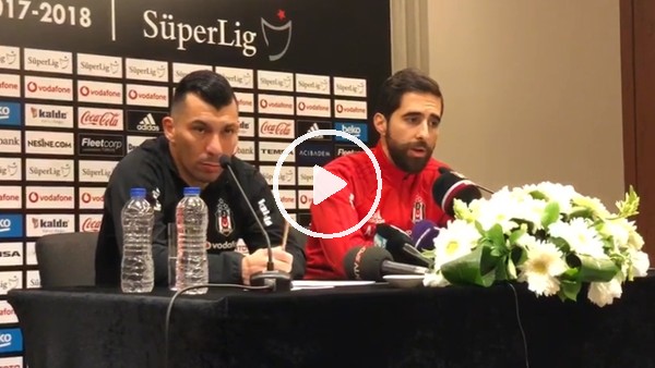 Gary Medel basın toplantısı düzenledi