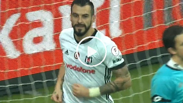 Negredo'nun Gençlerbirliği'ne penaltıdan attığı gol
