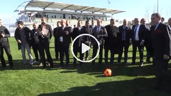  Osman Aşkın Bak penaltı kullandı