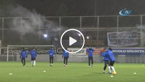 Trabzonspor yağmur altında çalıştı