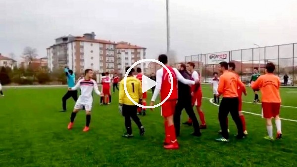 Çorum'da U-19 maçında kavga çıktı