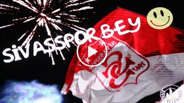 Sivas Belediyesi'nden Galatasaray'a dev ekrandan galibiyet göndermesi