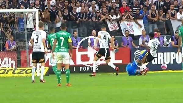 Jailson'dan insanlık dışı hareket!