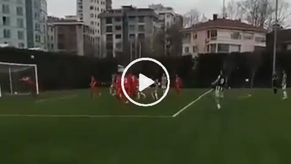 Boris Rapaic'ten frikik golü 