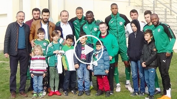 Bursaspor, Galatarasay maçı öncesi moral depoladı