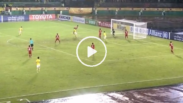 Kendi kalesine nişanladı!