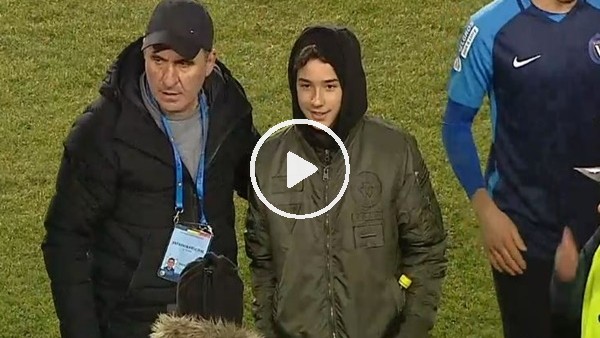 Hagi'den oğlu Ianis'e uyarı: "Çıkar formanı"