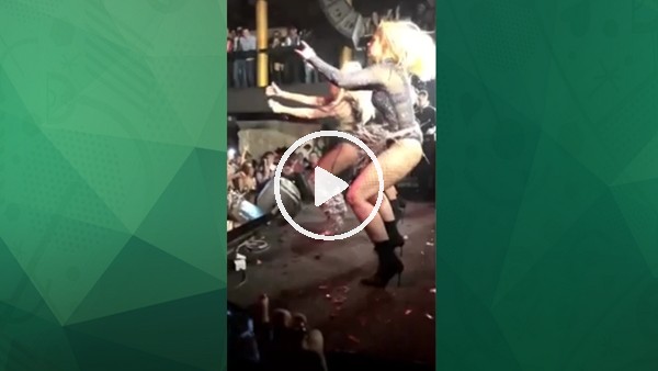 Jelena Karleusa nefes kesti!