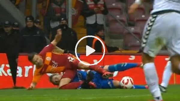 Galatasaraylıların penaltı beklediği pozisyon