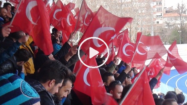 Kütahyaspor taraftarından Mehmetçik'e "yanınızdayız" mesajı