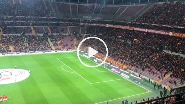  Galatasaray - Antalyaspor maçında "Şehitler ölmez vatan bölünmez" tezahüratı
