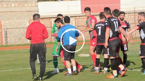 Amatör ligde saha içi ve dışı karıştı