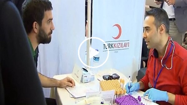 Arda Turan'dan Mehmetçik için kan bağışı!
