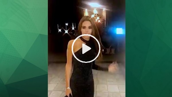 İlkay Gündoğan'ın sevgilisi böyle poz verdi!