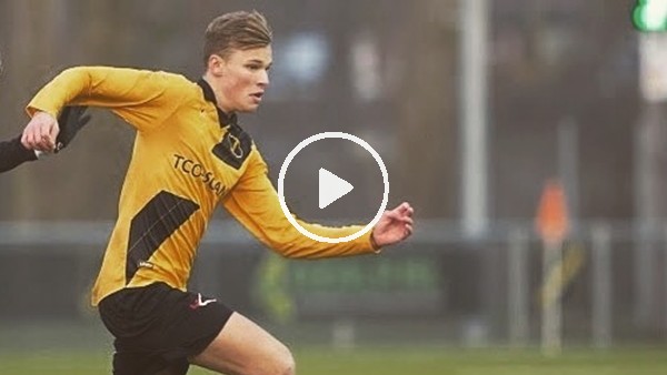 Sydney Van Hooijdonk babasının izinden gidiyor