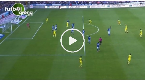 Adrien Thomasson kaleciyi böyle avladı